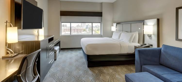 圣路易斯森林公园希尔顿逸林酒店(DoubleTree by Hilton St. Louis Forest Park)图片