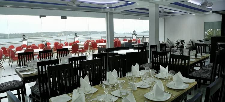 维拉酒店(Villa Hotel)图片