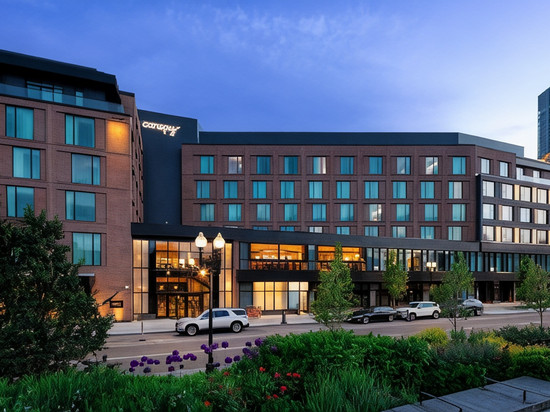 波士顿市中心希尔顿嘉悦里酒店