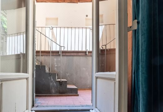 Room Eleven Hotel Overview