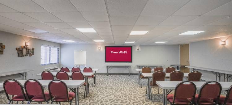 芒特荷里红顶套房酒店-麦圭尔空军基地(Red Roof Inn & Suites Mt Holly - McGuire AFB)图片