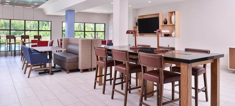 智选假日套房酒店埃尔金(Holiday Inn Express & Suites ELGIN by IHG)图片