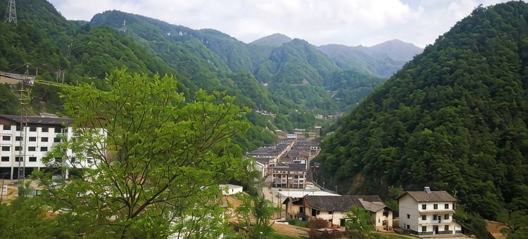 神农架山水上茶农家乐图片