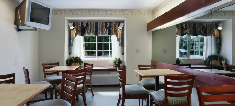 罗斯维尔-底特律地区温德姆麦客达套房酒店(Microtel Inn & Suites by Wyndham Roseville/Detroit Area)图片
