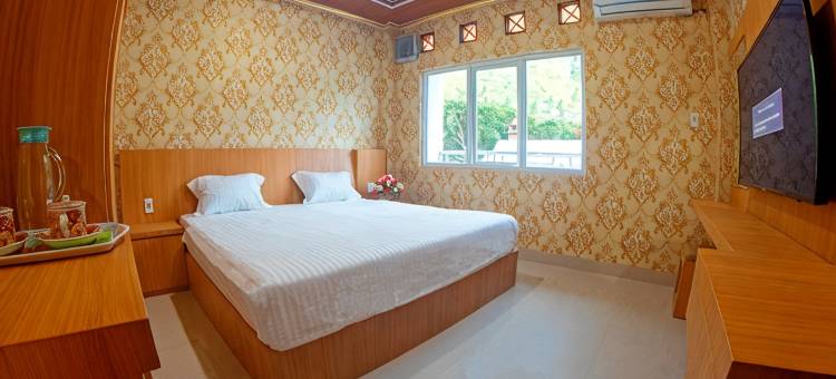 Senior Bakara Hotel图片