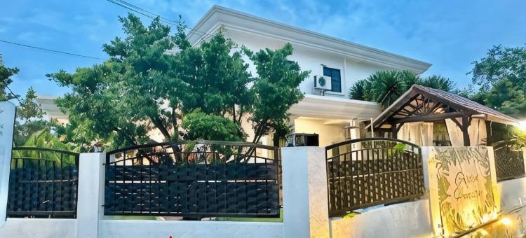 Garden HomeStay TownArea Karaok Mahjong PrivatePool By Heystay Management图片