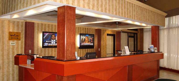 哥伦布拉昆塔温德姆套房酒店(La Quinta Inn & Suites by Wyndham Columbus MS)图片