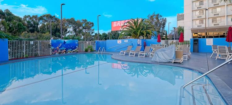 洛杉矶LAX6号汽车旅馆(Motel 6 Los Angeles, CA - Los Angeles - LAX)图片