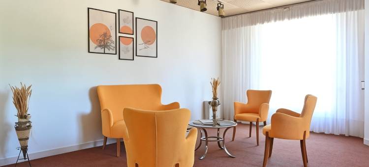 国际之家白马与克洛维酒店(Logis Hôtels & Restaurant le Cheval Blanc et Clovis)图片