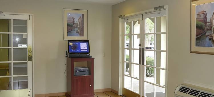 卡马里奥晚安旅馆(Good Nite Inn Camarillo)图片