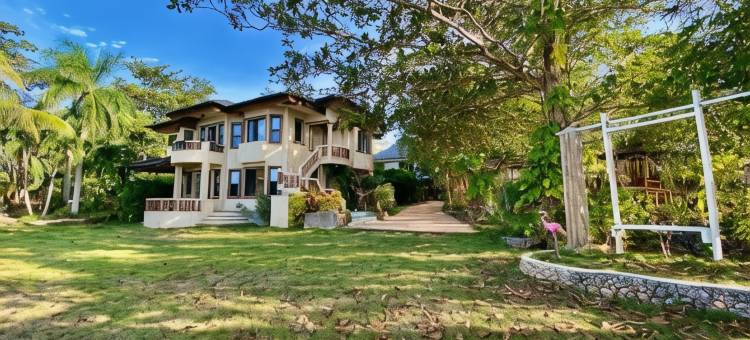 塔哈南度假村&日落海滩俱乐部(Tahanan Resort)图片