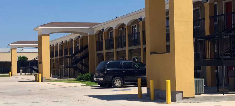 圣安东尼奥速8酒店-近萨姆休斯顿堡(Super 8 by Wyndham San Antonio Near Fort Sam Houston)图片