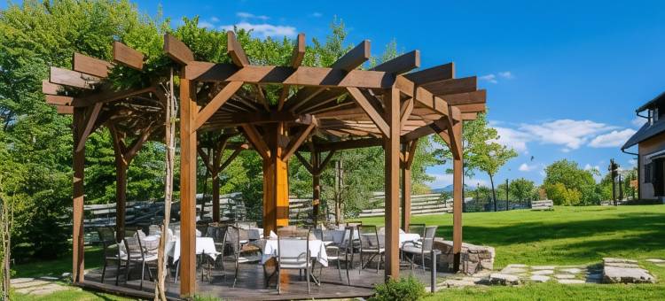 菲诺门普利特维采酒店(Fenomen Plitvice Resort)图片