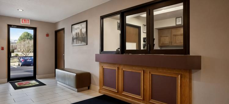 里士满-钱伯莱恩路温德姆速8酒店(Super 8 by Wyndham Richmond/Chamberlayne Rd)图片