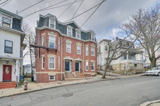 舒适的索马维尔工作室:距波士顿2英里,步行至T!(Cozy Somerville Studio 2 Mi to Boston, Walk to T!)