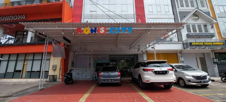 龙市酒店 - 近三邦利马三宝垄 - 美特拉酒店(Rons City Hotel Near Simpang Lima Semarang Mitra RedDoorz)图片