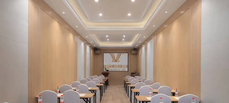 维也纳3好酒店(六安银泰百货万达广场店)图片
