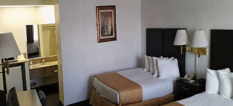 圣罗莎戴斯套房酒店(Days Inn & Suites by Wyndham Santa Rosa)图片