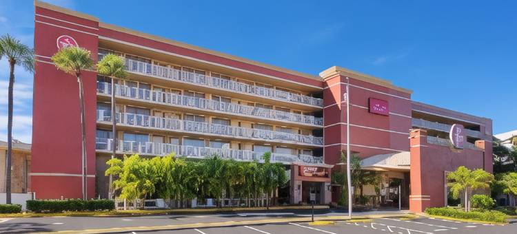 温德姆华美达-坦帕西岸机场南(Ramada by Wyndham Tampa Westshore Airport South)图片