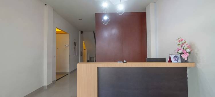 OYO899黄金线旅馆(Gold Line Guest House)图片