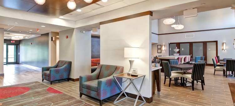 底特律特洛伊欢朋套房酒店(Hampton Inn & Suites Detroit/Troy)图片