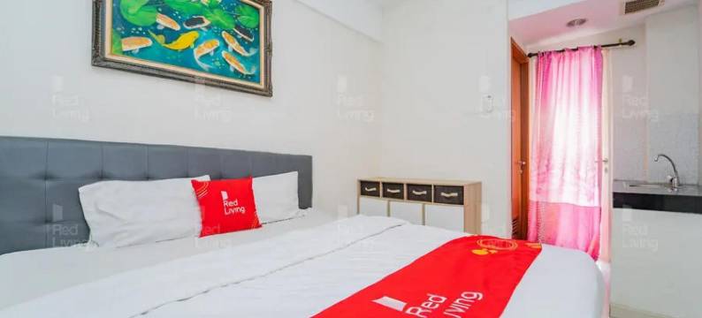 RedLiving Apartemen Green Lake View Cimanggis - Win Property图片