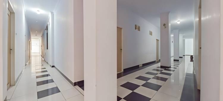 红多兹伊斯兰酒店-近塔拉坎罗摩衍那购物中心(RedDoorz Syariah Near Ramayana Mall Tarakan)图片