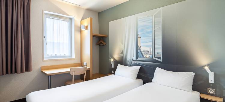 奥尔日河畔圣米舍 B&B 酒店(B&B Hotel Saint-Michel Sur Orge)图片