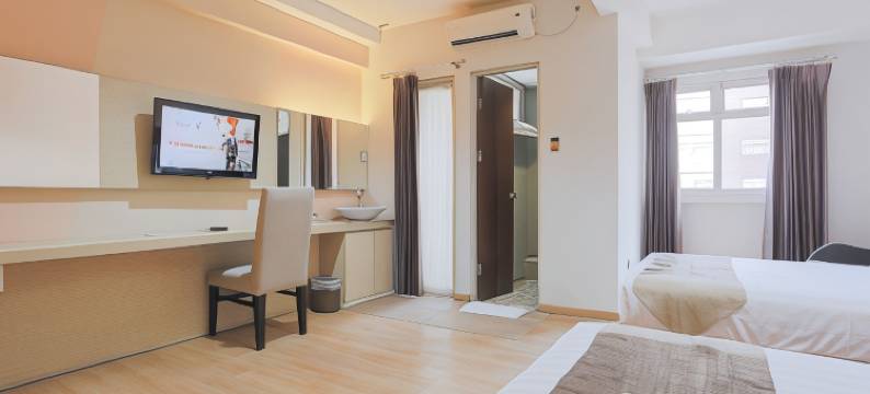 古纳旺萨曼雅尔酒店(Hotel Gunawangsa Manyar)图片