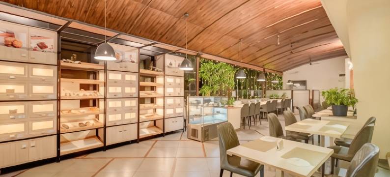 SSK纸牌宴会酒店(The Ssk Solitaire Hotel & Banquets)图片