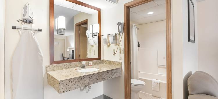 OYO 塔尔萨国际机场酒店(OYO Hotel Tulsa International Airport)图片