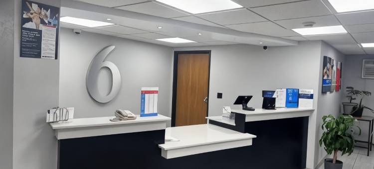 威斯康星州欧克莱尔汽车旅馆(Motel 6 Eau Claire, WI)图片