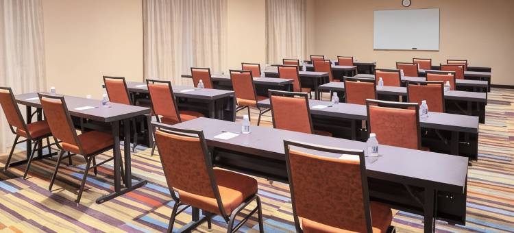 奥古斯塔华盛顿路I-20万枫套房酒店(Fairfield Inn & Suites Augusta Washington Rd./I-20)图片