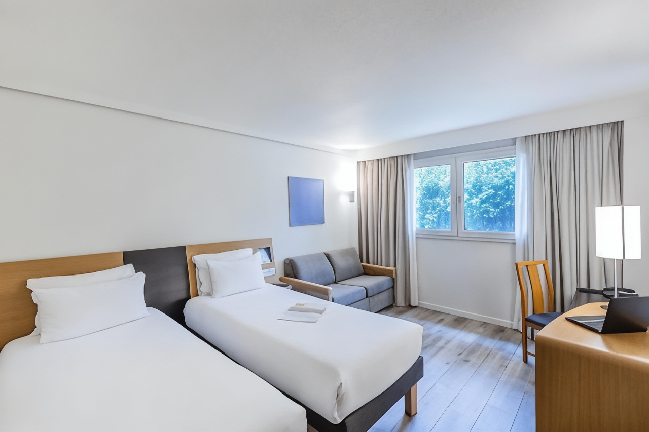 Novotel Setubal Over view