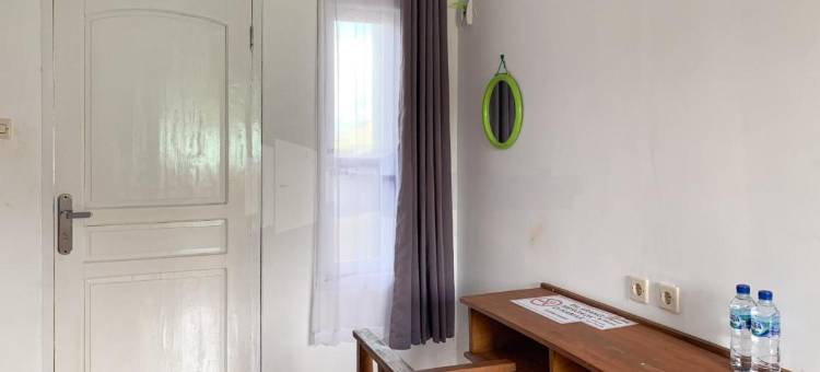 RedDoorz @ Pantai Sayangheulang图片