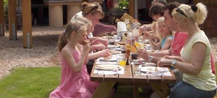 鲁维迪维灵格梅尔酒店(Hotel de Nieuwe Tijd Wieringermeer)图片