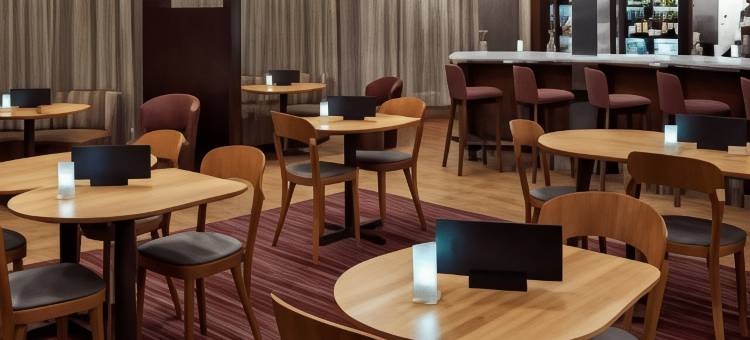 匹兹堡机场万怡酒店(Courtyard Pittsburgh Airport)图片