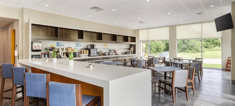 迪索托达拉斯贝斯特韦斯特格洛酒店(GLo Best Western DeSoto Dallas)图片