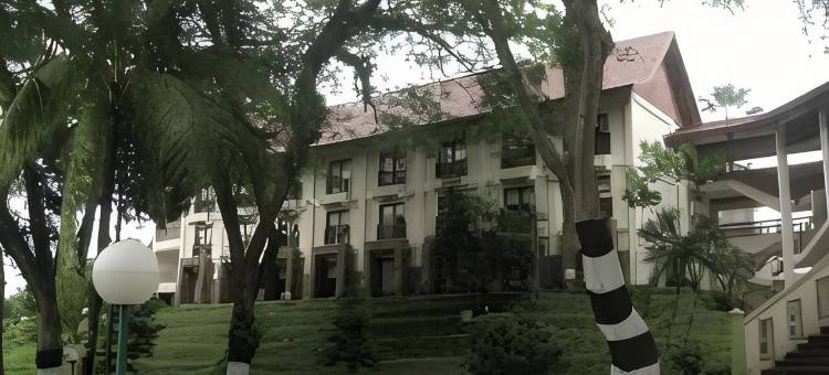 拉图度假酒店(Ratu Hotel & Resort)图片