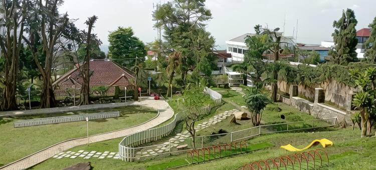 普利根苏里亚小屋酒店(Surya Hotel & Cottages Prigen)图片