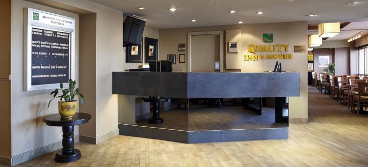 品质酒店及套房-皮埃尔·埃利奥特·特鲁多机场(Quality Inn & Suites PE Trudeau Airport)图片