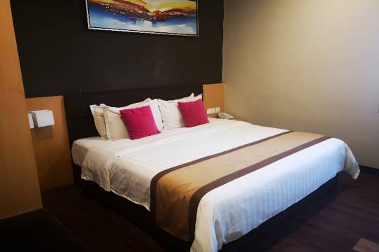 O梅拉蒂丹戎宾馆-近丹戎水利观测站(Hotel O Penginapan Melati Tanjung Near Kantor Pengamat Pengairan Tanjung)