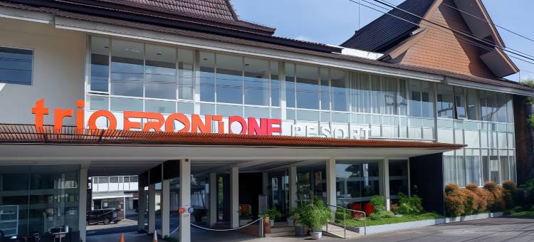 Front One Resort Magelang图片