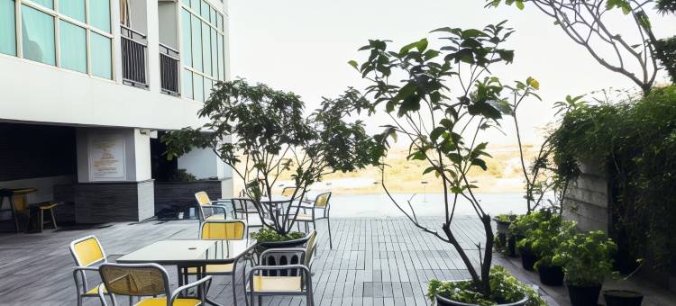 Relaxing Studio Apartment at Tamansari Papilio by Travelio图片