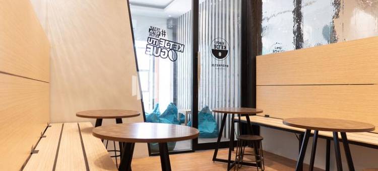 安塔萨里胶囊旅馆(Capsule Inn Antasari Mitra RedDoorz)图片