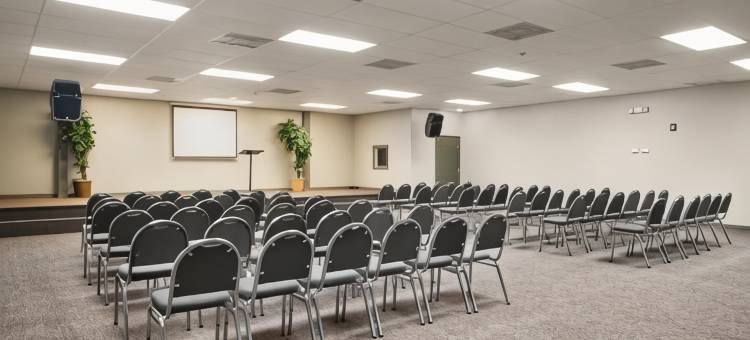 温特哈文佛罗里达州豪生酒店(Howard Johnson by Wyndham Winter Haven FL)图片