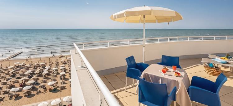 康多尔酒店(Hotel Condor)图片