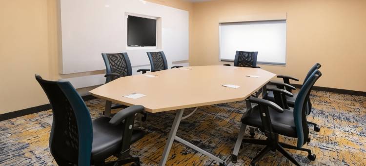 俄克拉何马城机场万豪TownePlace酒店(TownePlace Suites by Marriott Oklahoma City Airport)图片