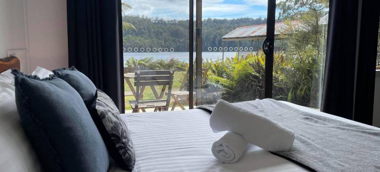 图兰尔湖畔小屋(Tullah Lakeside Lodge)图片