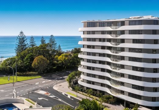 Breeze Mooloolaba Hotel Overview